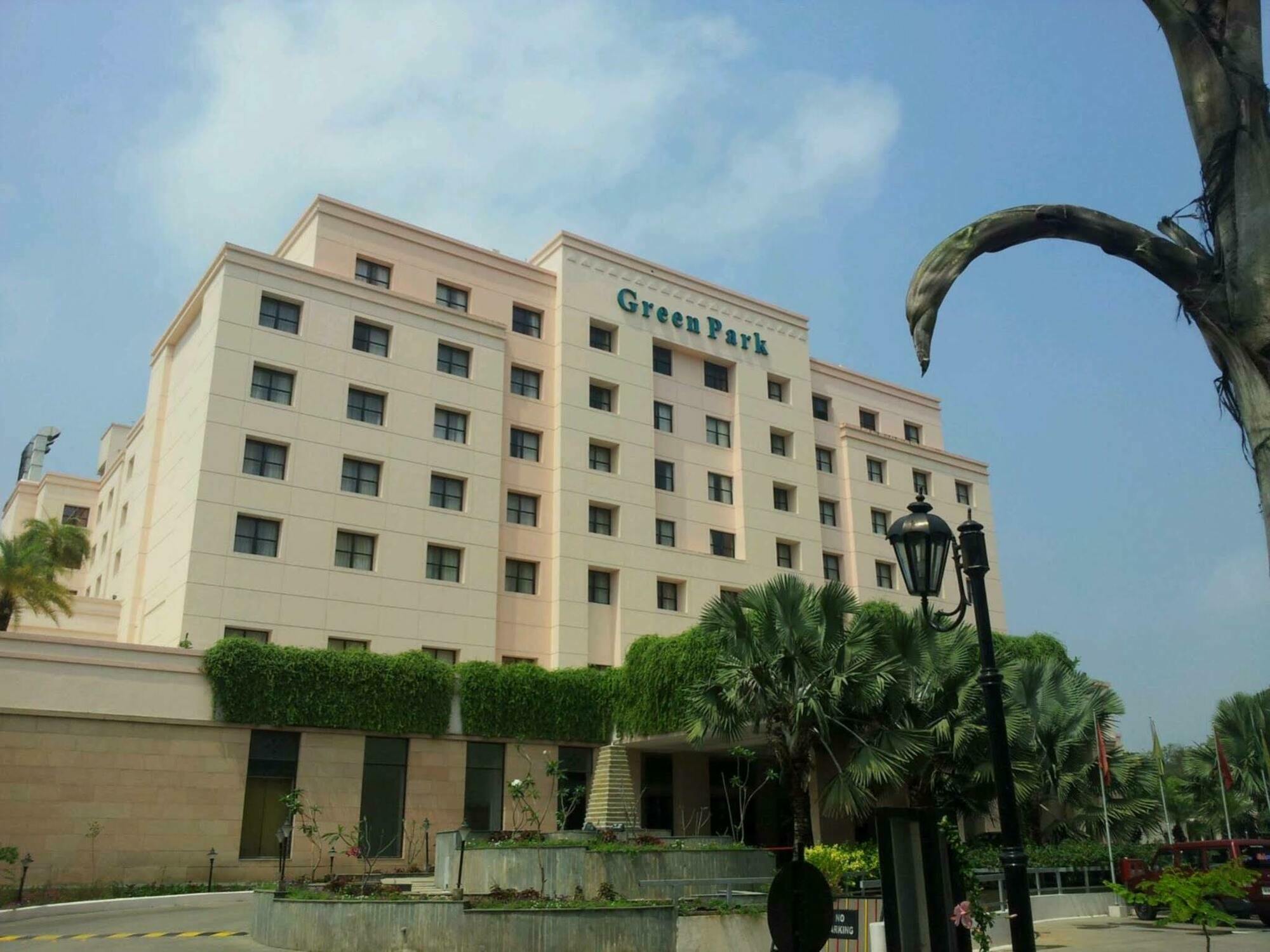 Greenpark Ченай Екстериор снимка Green Park Hotel