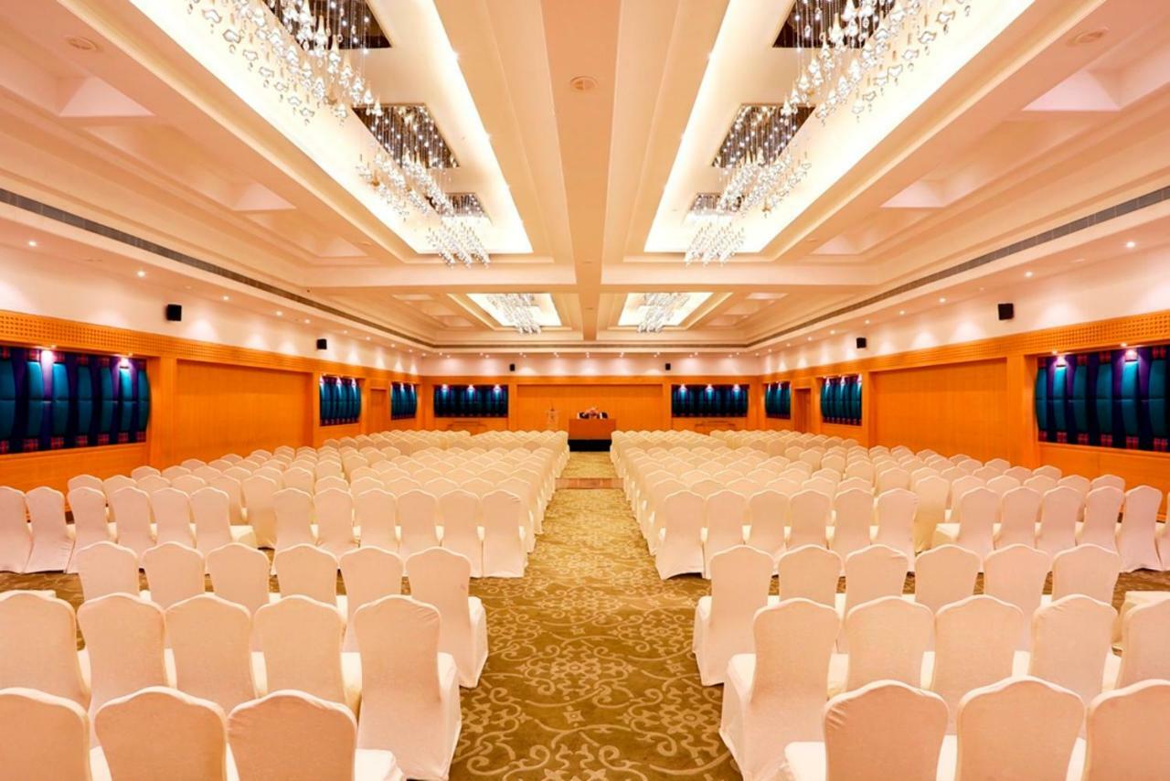 Greenpark Ченай Екстериор снимка The Grand Ballroom